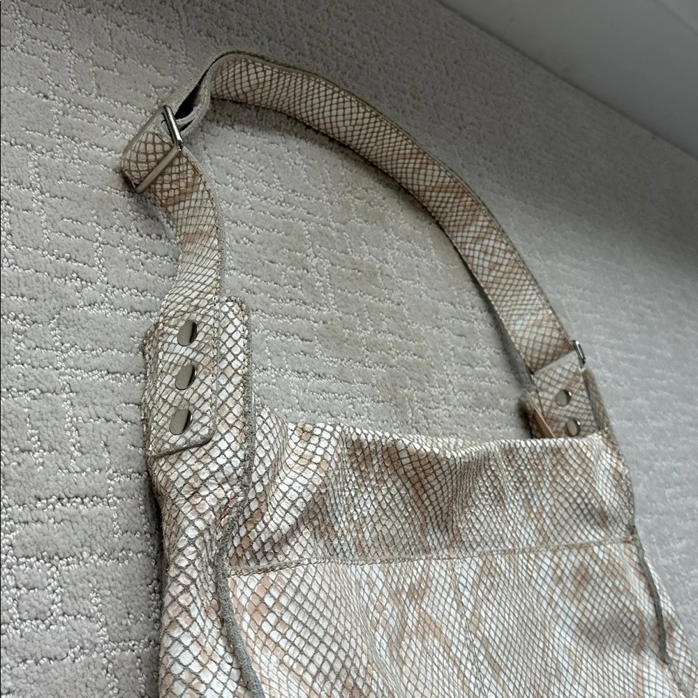 Hammitt Cream Snakeskin Textured Shoulder Bag - Picture 3 of 6